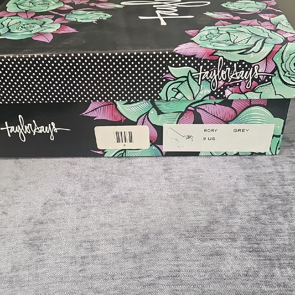 Unique Taylor SAys Platform - Picture 6 of 6